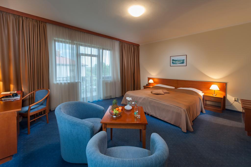April Hotel Panorama Rychnov nad Kneznou Luaran gambar