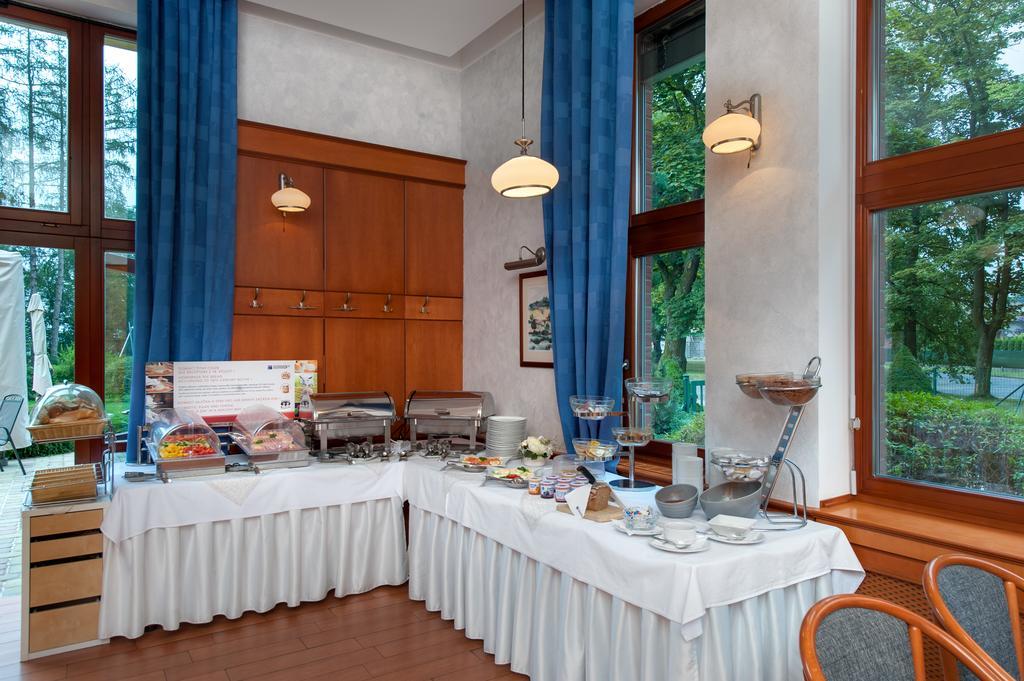April Hotel Panorama Rychnov nad Kneznou Luaran gambar