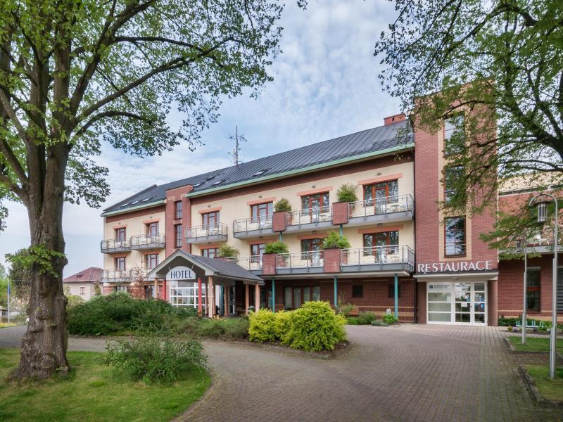 April Hotel Panorama Rychnov nad Kneznou Luaran gambar